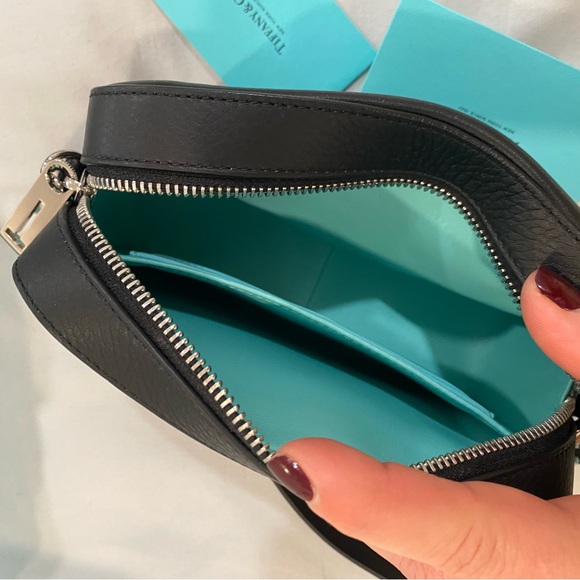 Tiffany & Co. Crossbody Purse. Brand new!! Never used. With box. - Picture 4 of 8